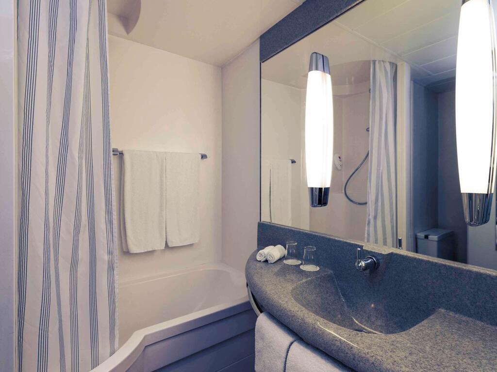 Mercure Hotel Duesseldorf Sued Стая снимка